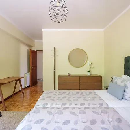Apartment T3 Em Pombal *